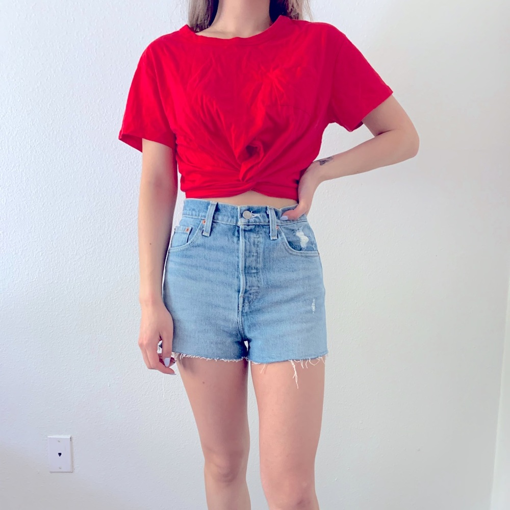 Forever 21 - red cinched T-shirt - crop top - size S - perfect condition